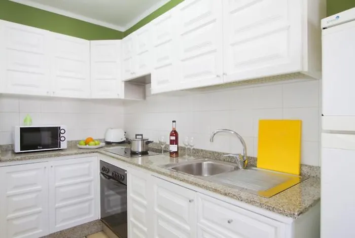 Casa Tingu - 3 Bedroom - Close To Amenities - Great For Families Apartment