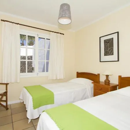 Charming Lanzarote Casa Tingu 3 Bedrooms Heated Private Pool Centre Of Apartamento *